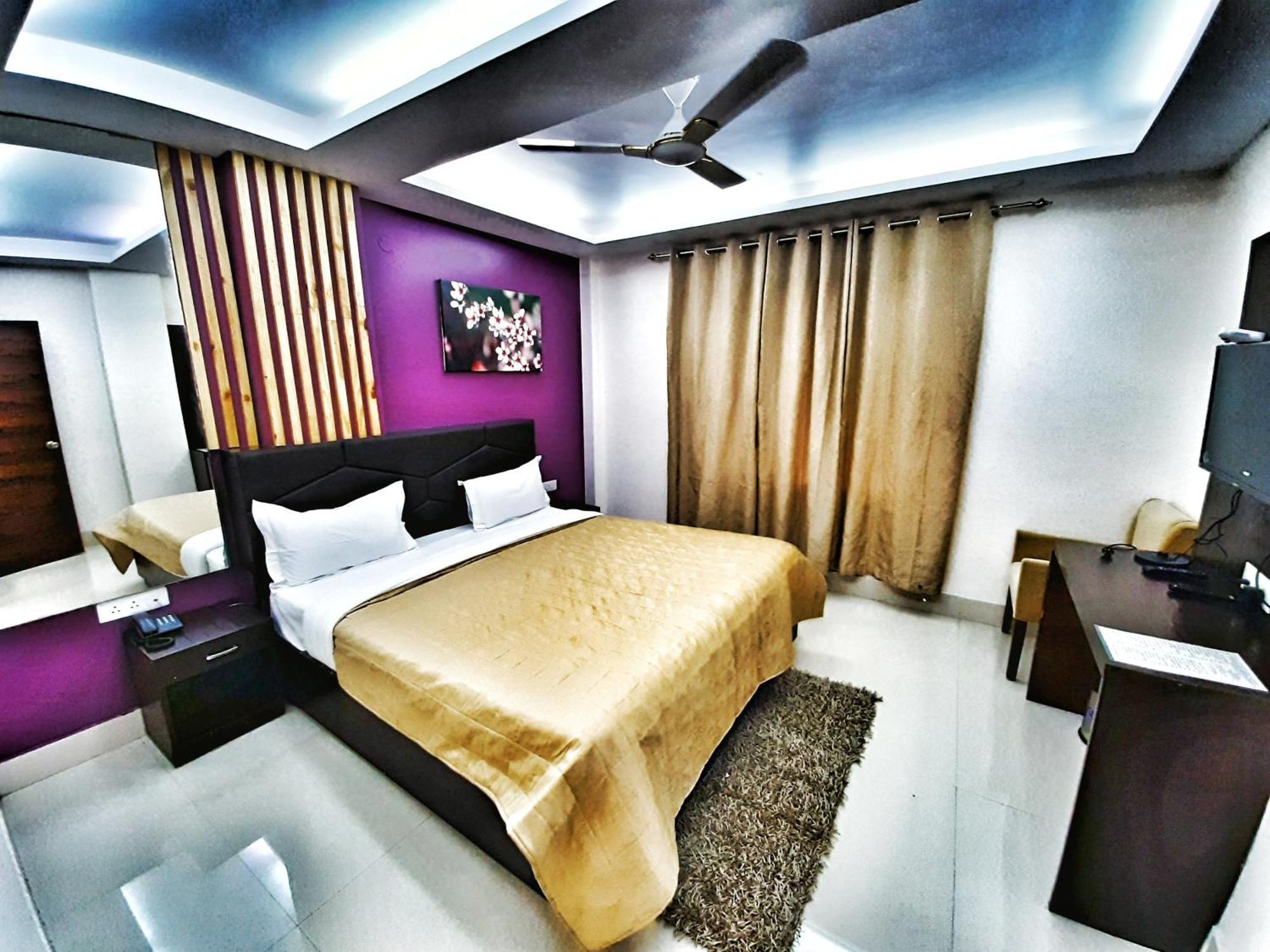Airport Hotel Delhi Aerocity, 15 Mins Yashobhoomi Nueva Delhi Exterior foto