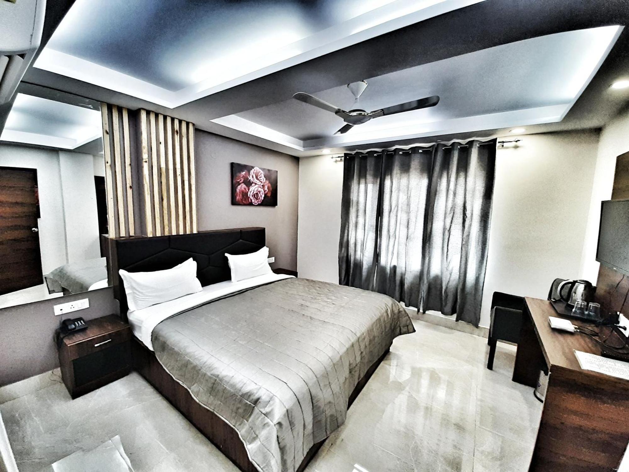 Airport Hotel Delhi Aerocity, 15 Mins Yashobhoomi Nueva Delhi Exterior foto